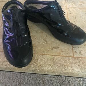 Cole Haan black lined size 11B womens shoes